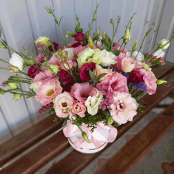 Эустом в шляпной коробке