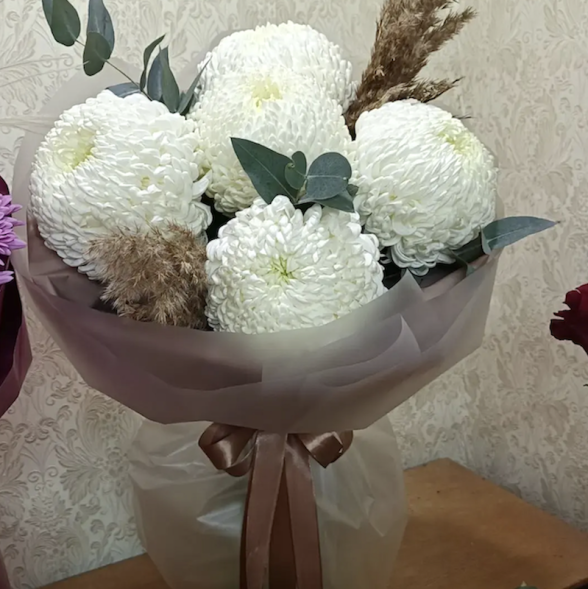 Белый Атлас в Севастополе