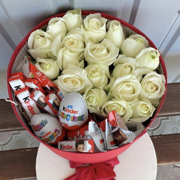 Коробка с киндерами «Сладкий вкус» в Севастополе