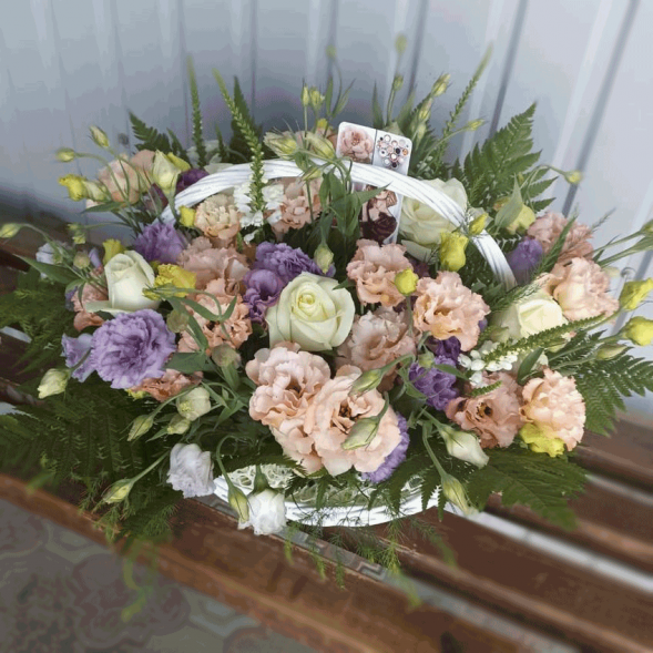 Композиция в корзине "Симфония" в Севастополе