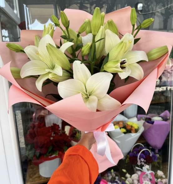 Букет из 3 лилий - Мелодия любви в Севастополе
