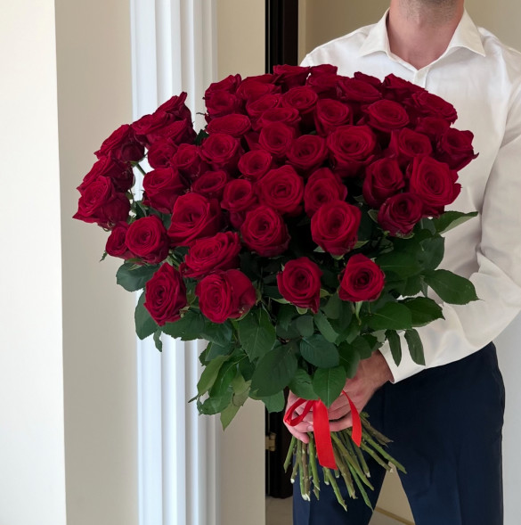 51 красная роза в Севастополе