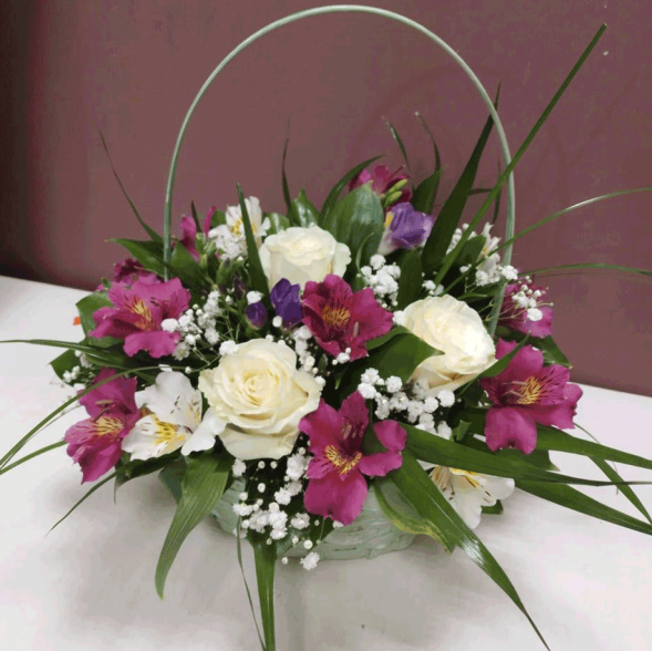 Композиция в корзине "Невероятная" в Севастополе